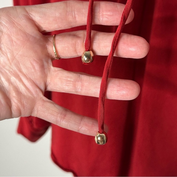 Chicos Size 2 Large Sandwashed Satin Ruffle Blouse Orange Red Lace Up Blouse Top - Picture 8 of 13